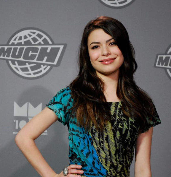 Miranda Cosgrove Ethnicity details. 